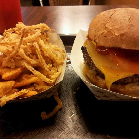 Photo taken at Kirk&#39;s Steakburgers by Ed S. on 12/13/2012