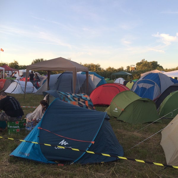 Hellfest РєРµРјРїРёРЅРі С„РѕС‚Рѕ