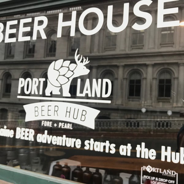Foto tomada en The Portland Beer Hub  por Amy A. el 10/26/2020