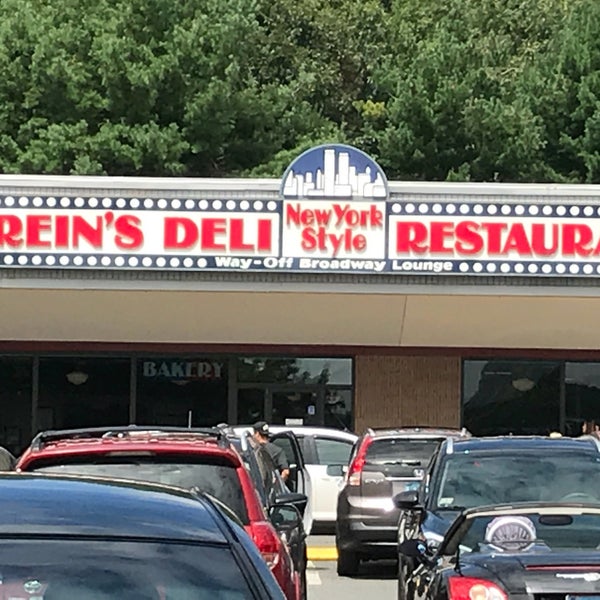 Photo taken at Rein&#39;s New York Style Deli by Amy A. on 8/19/2018