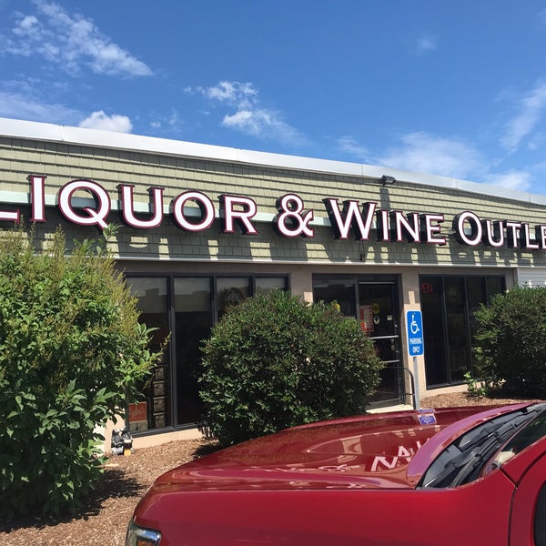 New Hampshire Liquor And Wine Outlet Raymond, NH