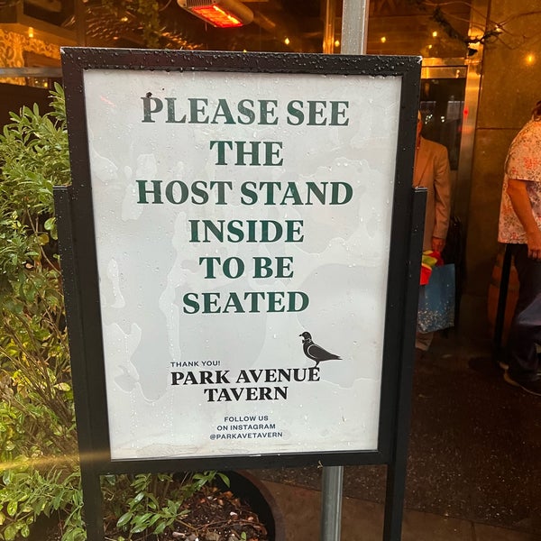 Foto tomada en Park Avenue Tavern  por Amy A. el 9/24/2023