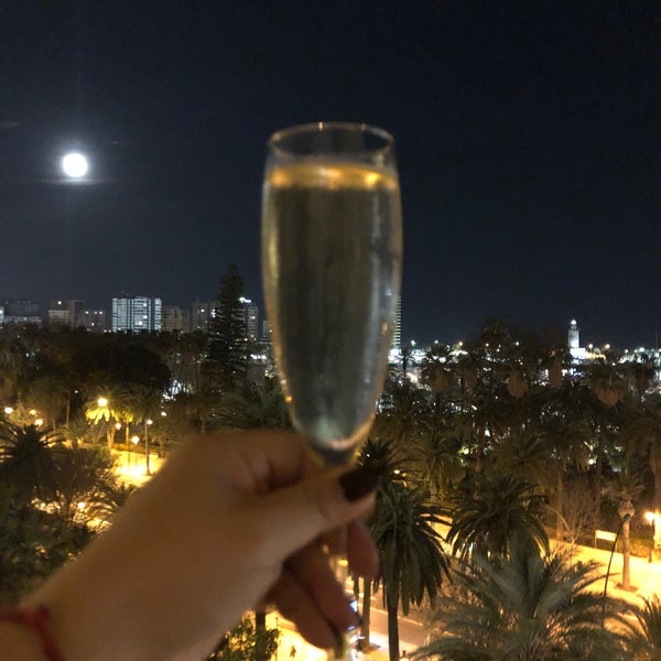 2/12/2020 tarihinde Cherry L.ziyaretçi tarafından AC Hotel Malaga Palacio'de çekilen fotoğraf