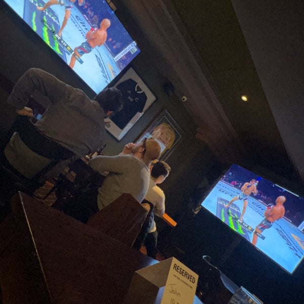 Turf Sports Bar Melbourne CBD 131 Queen St