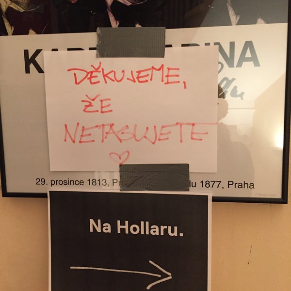 Das Foto wurde bei Kavárna Na Hollaru von Aňa V. am 3/24/2016 aufgenommen