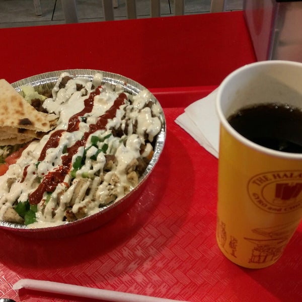 Photo taken at The Halal Guys by Mzn M. on 10/30/2017