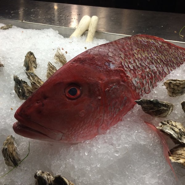 11/5/2014 tarihinde Eric T.ziyaretçi tarafından Deep Blu Seafood Grille'de çekilen fotoğraf