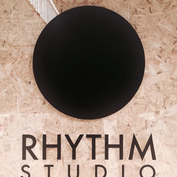 Rhythm studio. Rhythm studio. Танцевальная студия ритм щука. Станция музыкальная. Rhythm review insight.