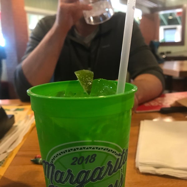 Photo taken at Chili&#39;s Grill &amp; Bar by Melissa M. on 5/5/2018