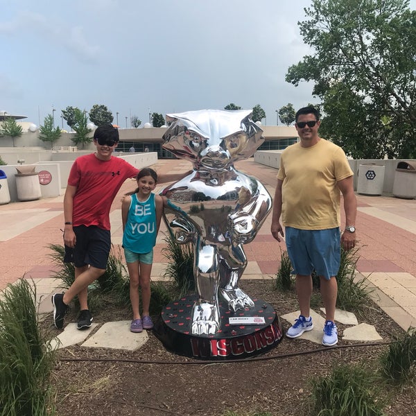 Photo taken at Monona Terrace Community and Convention Center by Melissa M. on 6/16/2018