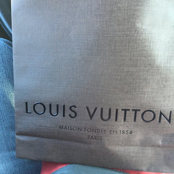 Louis Vuitton At Saks In Birmingham