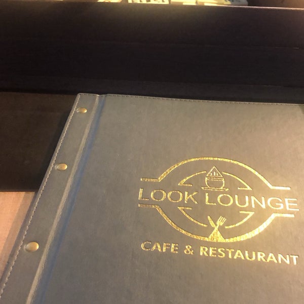 Foto tirada no(a) Look Lounge Cafe por Serkan Y. em 6/15/2019