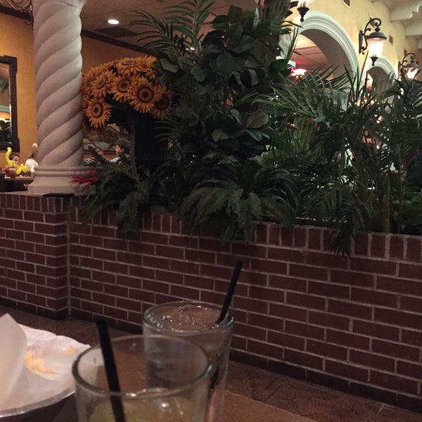 4/5/2015にGabriel C.がAbuelo&#39;s Mexican Restaurantで撮った写真