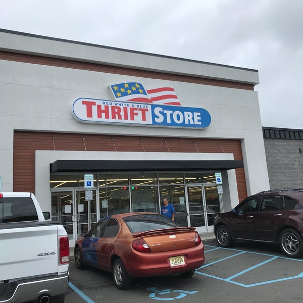 Red, White And Blue Thrift Store 7 tips