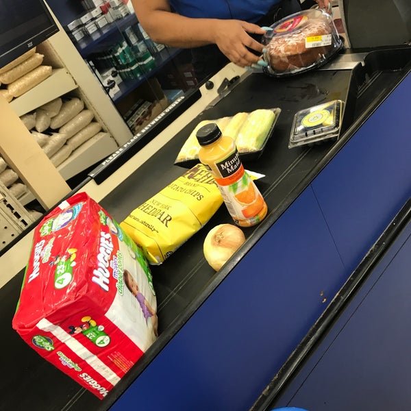 Solomons Lucaya Food and Beverage Retail in Freeport