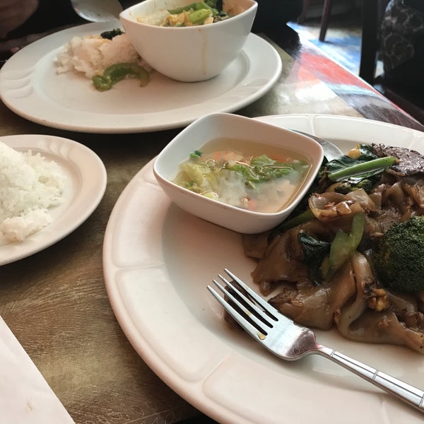 Tung Thong Thai Restaurant Thai Restaurant in Washington Heights