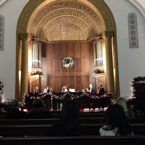 12/13/2013 tarihinde Joseph P.ziyaretçi tarafından Madison Avenue Baptist Church'de çekilen fotoğraf