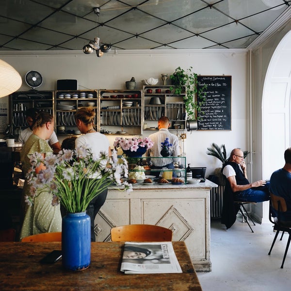 Atelier september. Atelier september. Atelier september. Kitchen rack wallpaper. Atelier september.