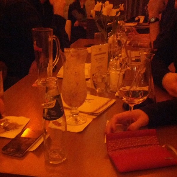 3/17/2014にChris K.がLloyd&#39;s Café &amp; Barで撮った写真