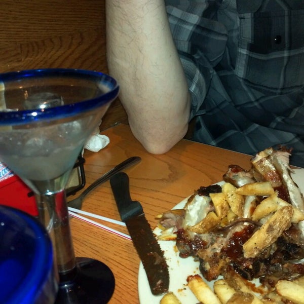 Photo taken at Chili&#39;s Grill &amp; Bar by Aly L. on 3/16/2013