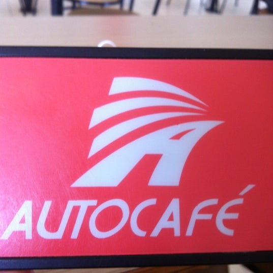รูปภาพถ่ายที่ AutoCafé โดย Alexsandro S. เมื่อ 11/7/2012