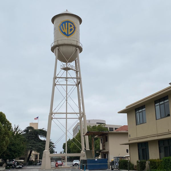 Photo taken at Warner Bros. Studios by Angelo M. on 9/17/2022