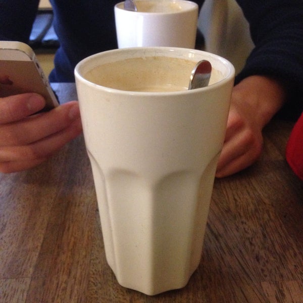 Foto tirada no(a) Latte Cafe por Nooa S. em 12/11/2014