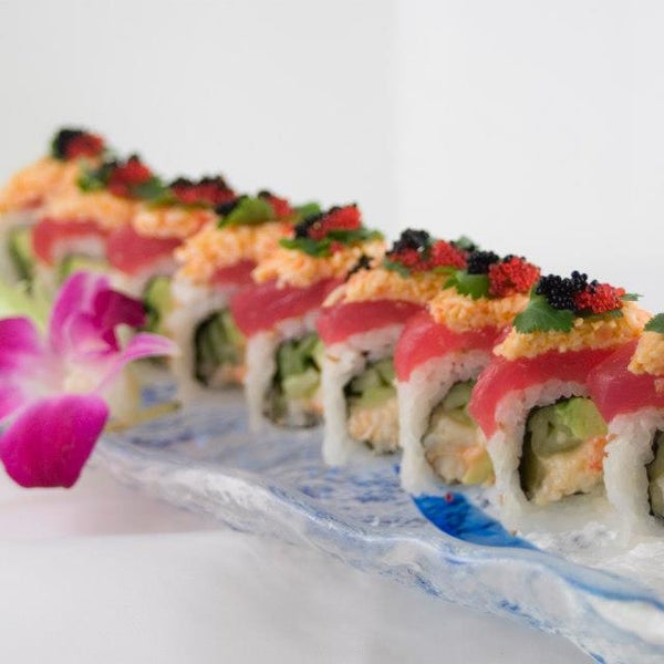 รูปภาพถ่ายที่ Banbu Sushi Bar &amp; Grill โดย Banbu Sushi Bar &amp; Grill เมื่อ 12/4/2014