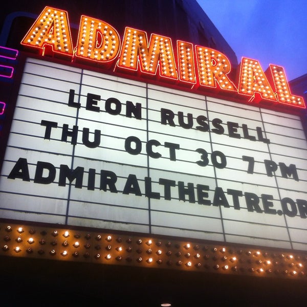 Photo prise au Admiral Theatre par Nate M. le10/31/2014