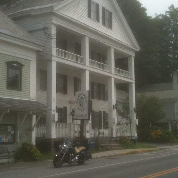 The Vermont House, Wilmington, VT, the vermont house,vermont house, Kayak E...