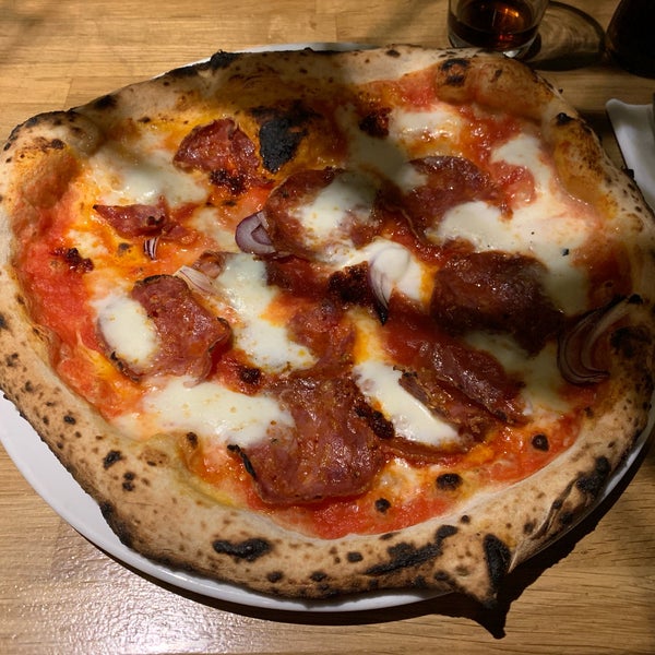 Снимок сделан в Mangia Pizza пользователем Gilly B. 3/13/2019