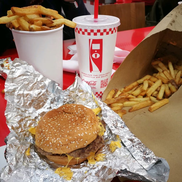 Photo taken at Five Guys by Gilly B. on 1/8/2017
