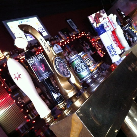 Photo taken at Floyd&#39;s Pub by tankboy on 10/6/2012