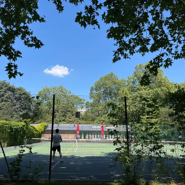 Photos At Lincoln s Inn Fields Tennis Courts photos-at-lincoln-s-inn-fields-tennis-courts