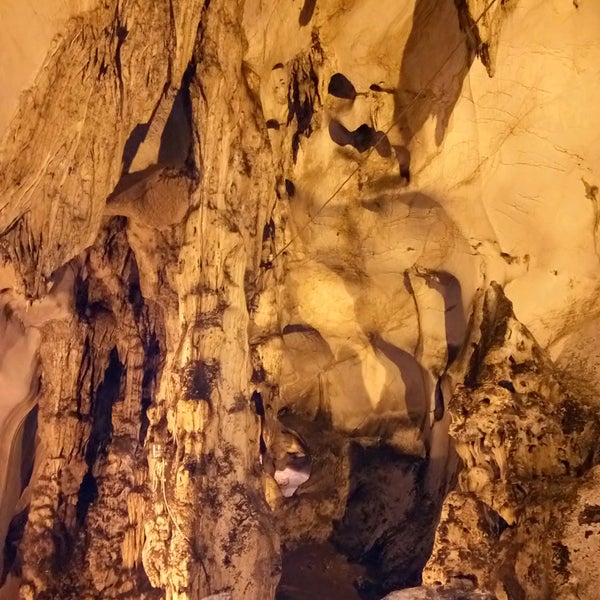 4/23/2017にEbru K.がYalan Dünya Mağarasıで撮った写真