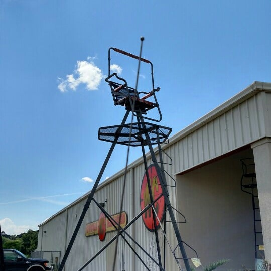 Walter Craig The Sportsman Headquarters Sporting Goods Retail