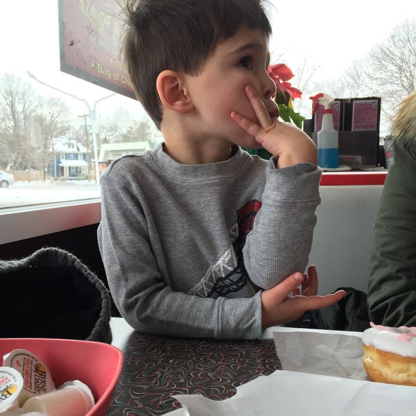 Photo taken at Donuts Delite / Salvatore&#39;s Old Fashioned Pizzeria by Ryan A. on 1/11/2015