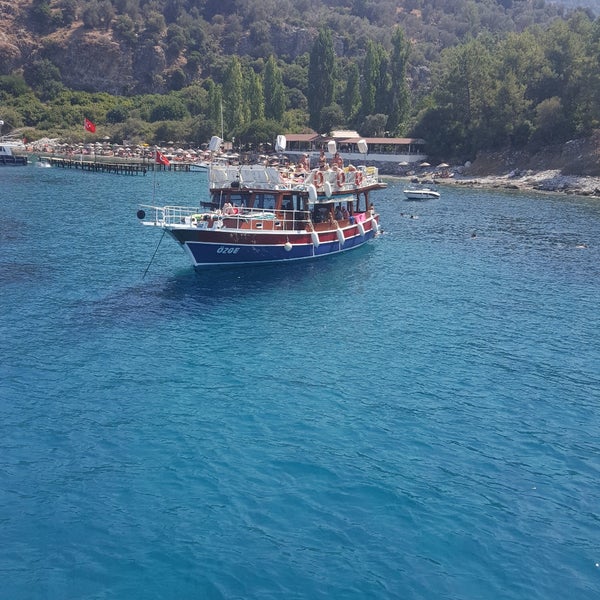 Photo taken at Marmaris Tekne Turu by Büşra K. on 8/6/2017
