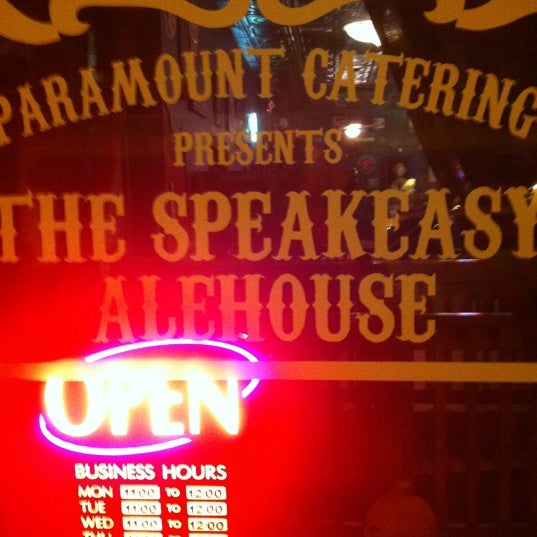 Photo taken at The Speakeasy Smokehouse and Taproom by Chris R. on 11/10/2012