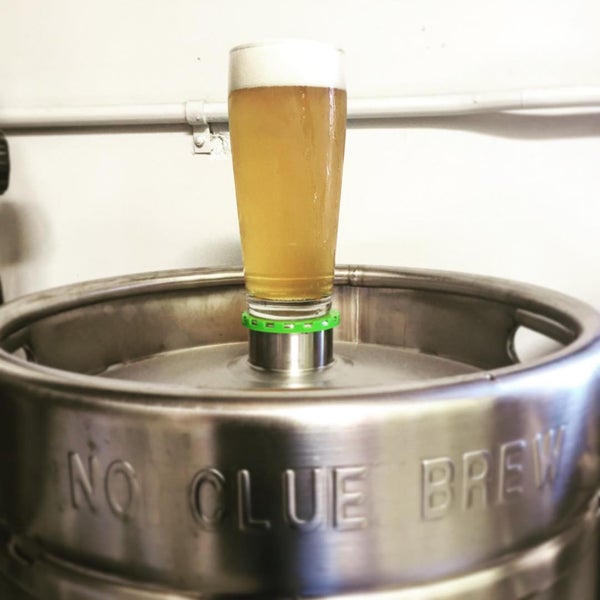 Photo taken at No Clue Craft Brewery by Matt I. on 8/7/2015