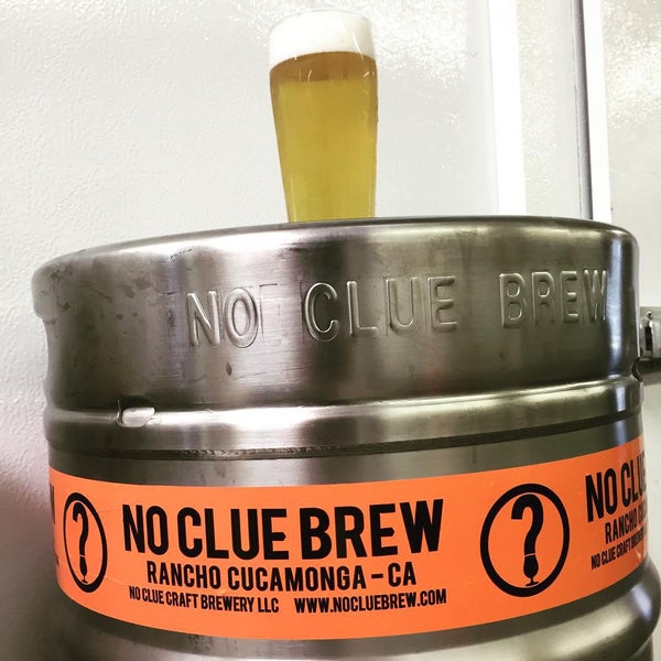 8/15/2015에 Matt I.님이 No Clue Craft Brewery에서 찍은 사진