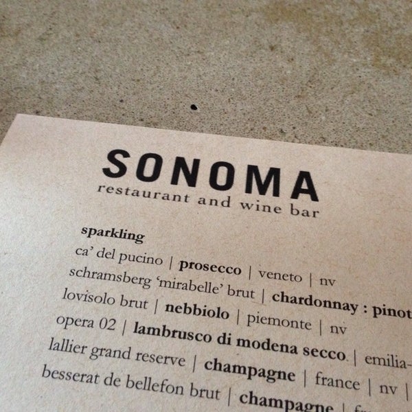 รูปภาพถ่ายที่ Sonoma Restaurant and Wine Bar โดย Paul A. เมื่อ 3/8/2014