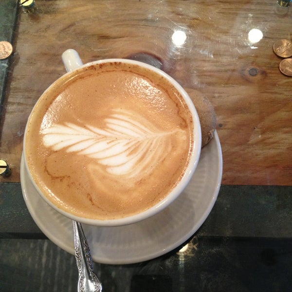 Foto tirada no(a) MyWayCup Coffee por Nicole S. em 2/20/2013