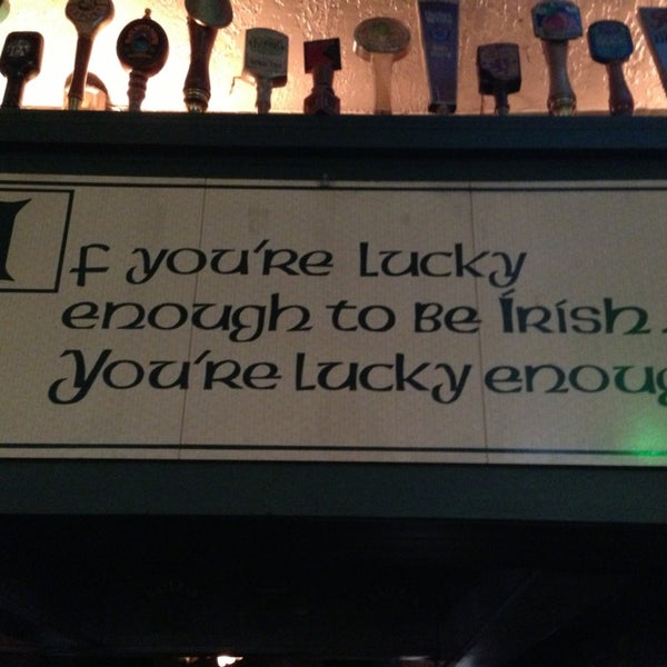 Снимок сделан в Dublin Pub пользователем Cara M. 7/13/2013