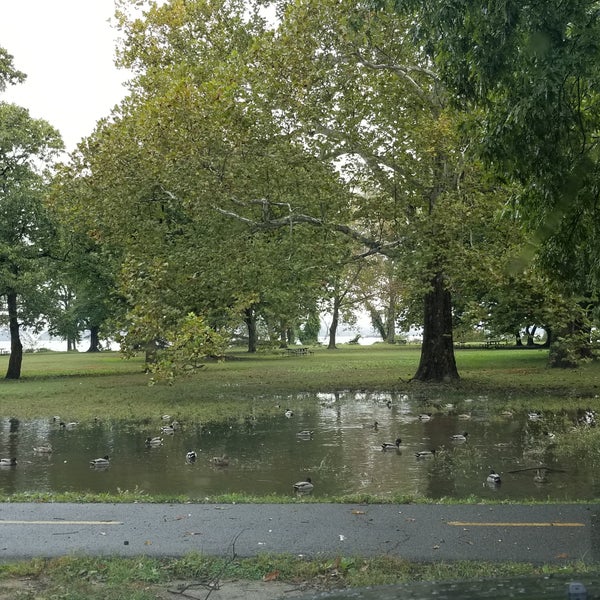 Photos at Belle Haven Park Park in Alexandria