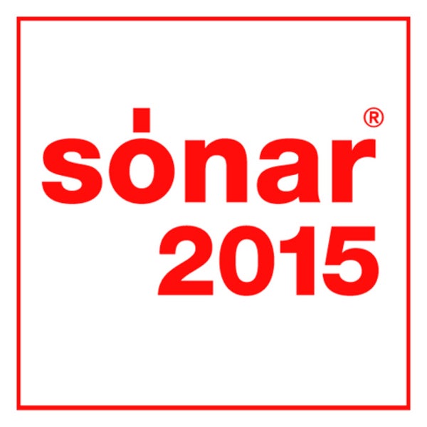 รูปภาพถ่ายที่ Sónar by Night โดย Teresa A. เมื่อ 6/20/2015