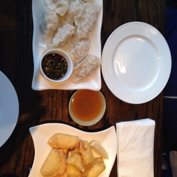 Foto tirada no(a) Chinatown Restaurant por Daisy em 11/30/2014
