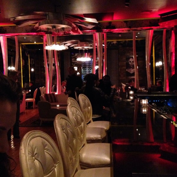 11/20/2013에 Brian H.님이 Osso Restaurant and Lounge에서 찍은 사진