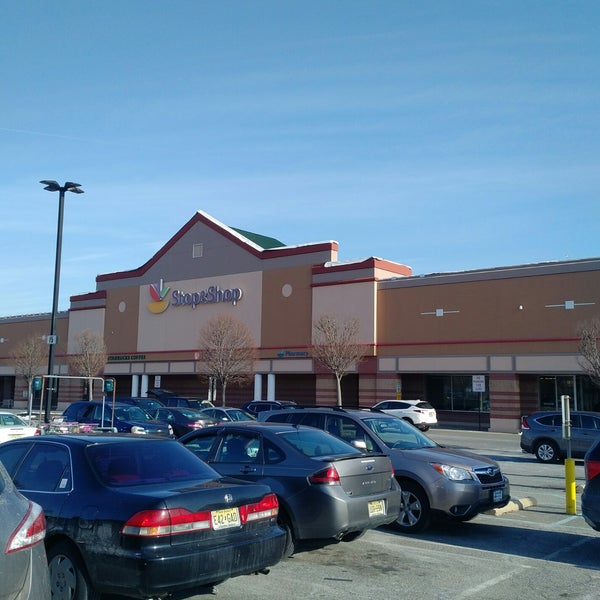 Photo taken at Stop &amp; Shop by Vincent K. on 3/8/2019