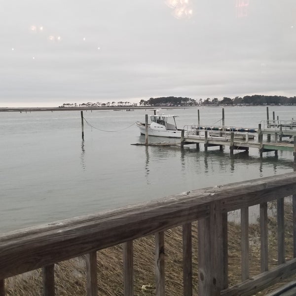 Etta's Channel Side Seafood Restaurant in Chincoteague Island